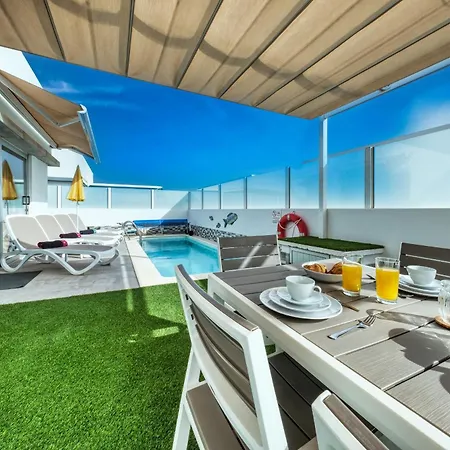 Cassia - Private Pool, Foosball, Bbq, Air-con And Sat Tv By Lanzarote Semesterbostad Playa Blanca (Lanzarote)