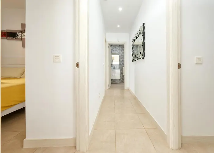 Дом отдыха Cassia - Private Pool, Foosball, Bbq, Air-con And Sat Tv By Lanzarote